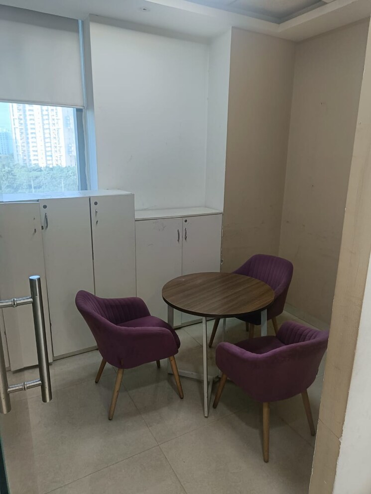 Team Area, suncity-success-tower Commercial Office Space 3000 Sq.Ft. In Sector 65 Gurgaon 8956384