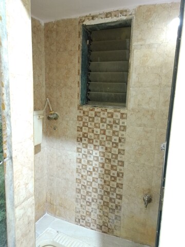 Bathroom in 1 BHK Apartment at Mira Dharti Heights, Nalasopara West – for Rent