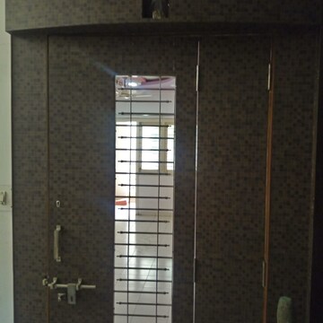 Room in 3 BHK Apartment at Vastrapur – for Rent