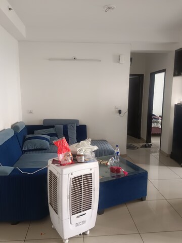 Team Area in 2 BHK Apartment at Gulshan Bellina, Sector 16 Greater Noida – for Rent