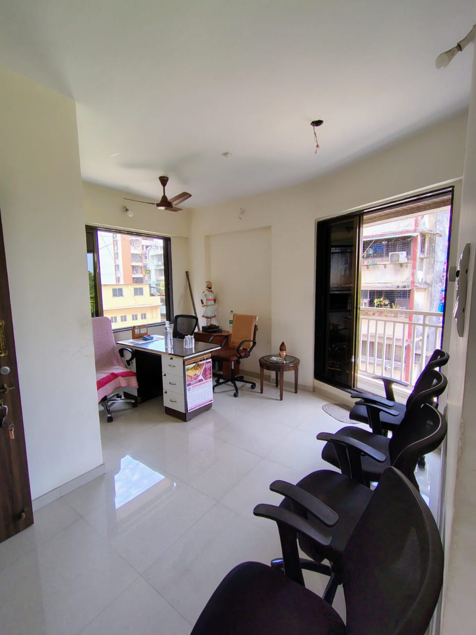 Office Space For Sale in Thane West