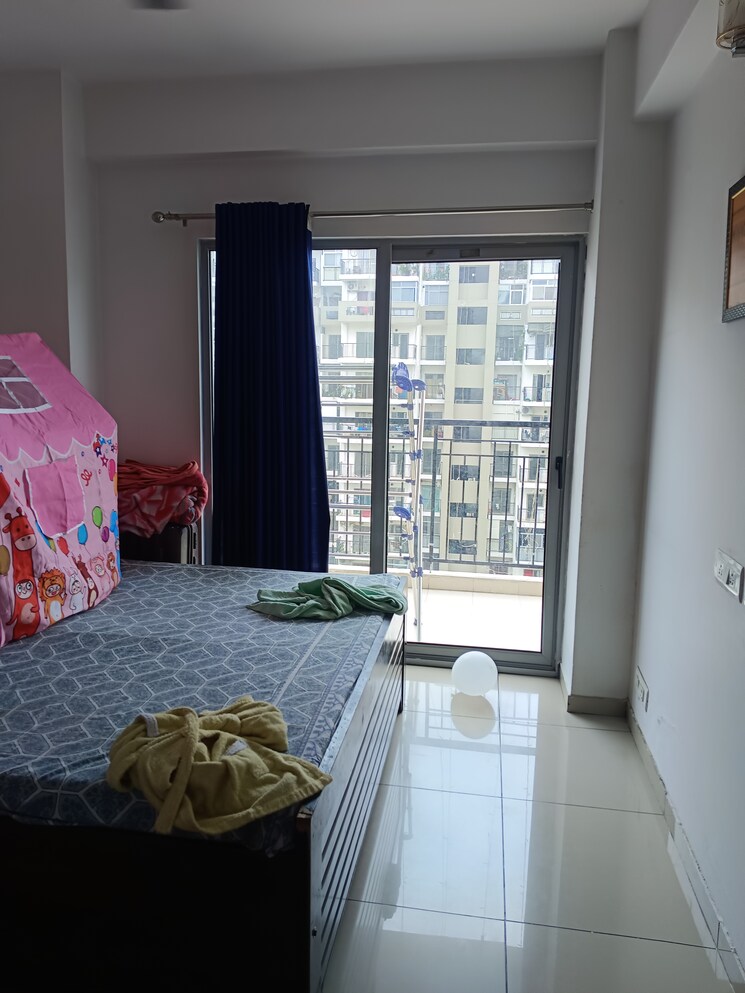 Bedroom, gulshan-bellina 2.5 Bedroom 1105 Sq.Ft. Apartment In Sector 16 Greater Noida Greater Noida 8956549