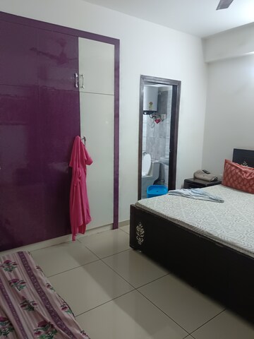 Bedroom in 2.5 BHK Apartment at Gulshan Bellina, Sector 16 Greater Noida – for Rent
