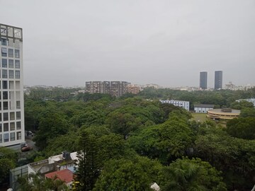 Plot Area in 4 BHK Apartment at Kalyani Nagar – for Sale