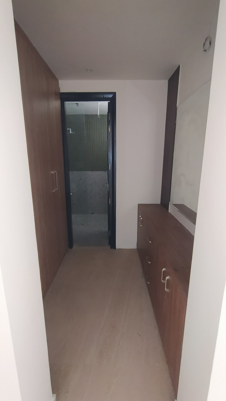 undefined, dlf-hyde-park 5 Bedroom 6000 Sq.Ft. Independent House In South Mullanpur Chandigarh 8956584