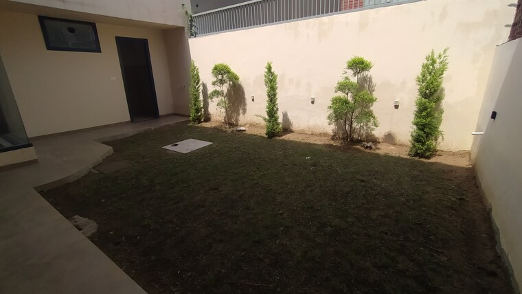 Exterior View, dlf-hyde-park 5 Bedroom 6000 Sq.Ft. Independent House In South Mullanpur Chandigarh 8956584