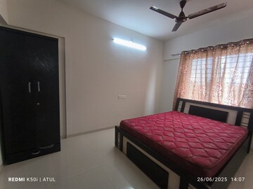 Bedroom in 2 BHK Apartment at Mantra 29 Gold Coast, Tingre Nagar – for Rent