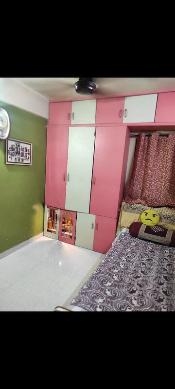Bedroom in 2 BHK Apartment at Mantra 29 Gold Coast, Tingre Nagar – for Rent