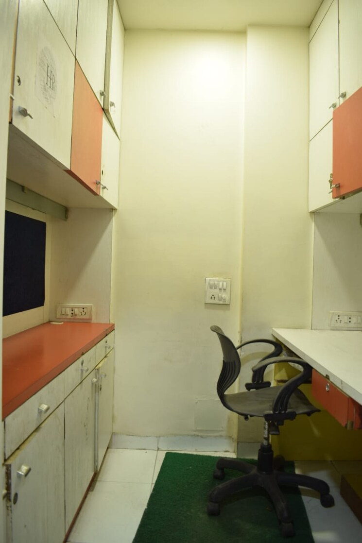 Team Area, suryaprabha-garden Commercial Office Space 1555 Sq.Ft. In Bibwewadi Pune 8956563