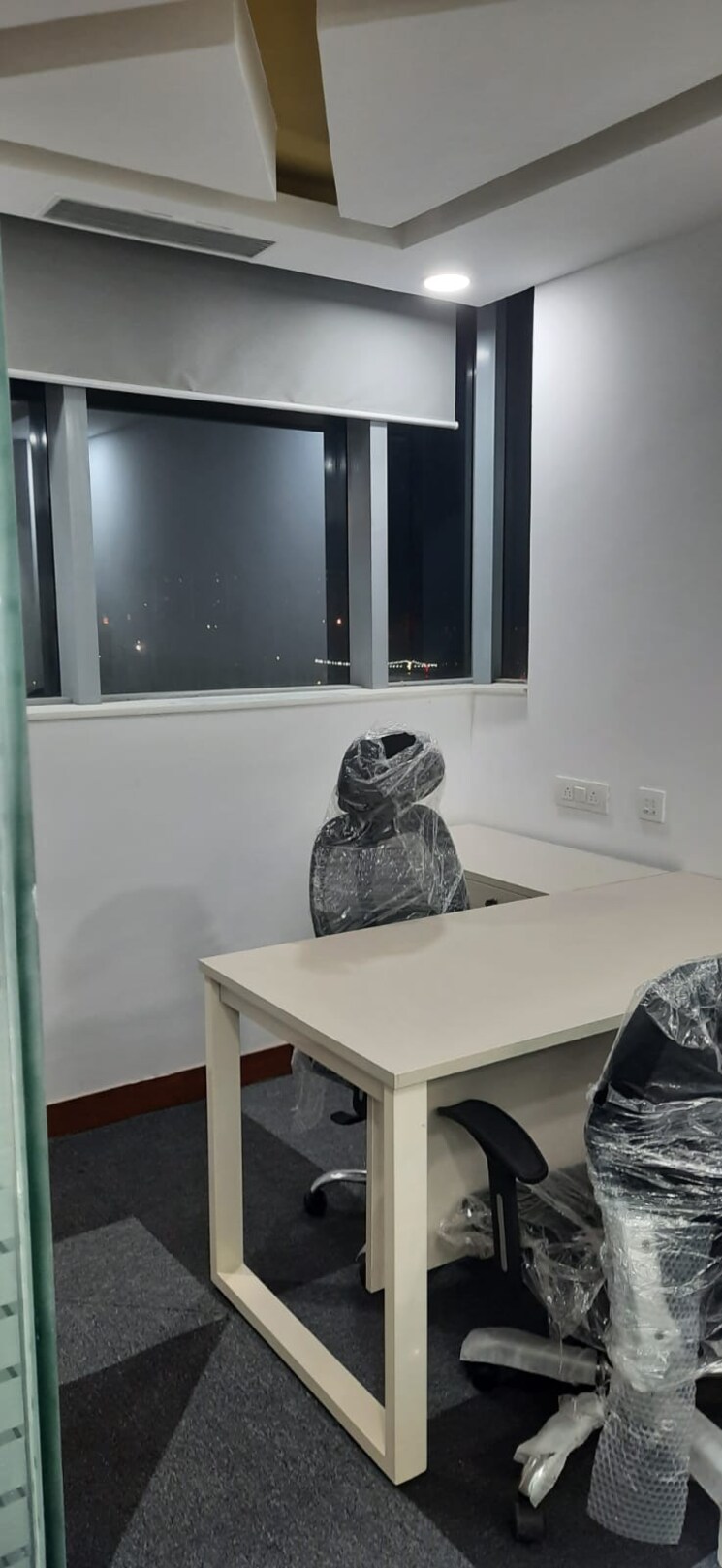 Team Area, suncity-success-tower Commercial Office Space 1400 Sq.Ft. In Sector 65 Gurgaon 8956622