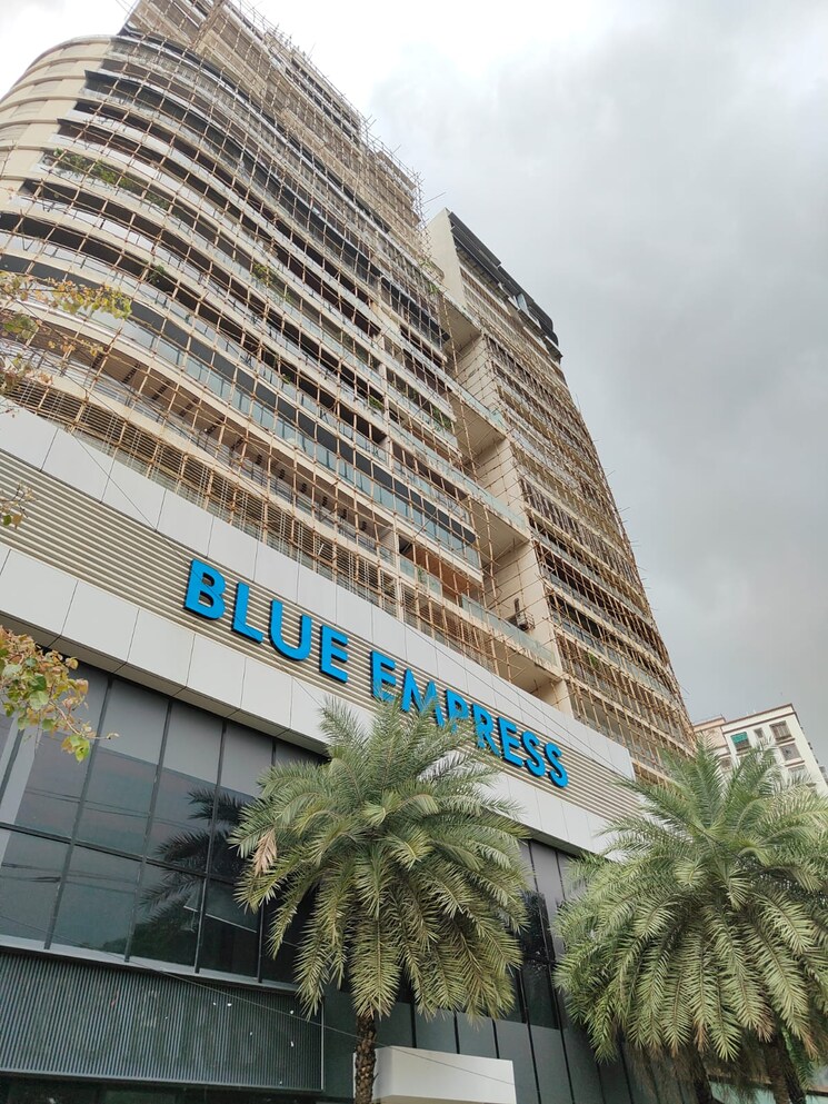 Exterior View, kandivali west Commercial Showroom 6045 Sq.Ft. In Kandivali West Mumbai 8956681