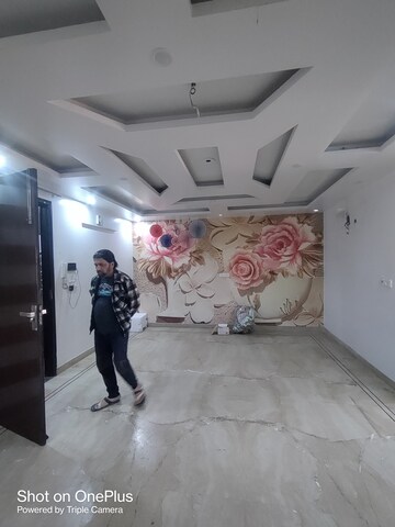 Living Room in 2 BHK Builder Floor at Rama Park – for Rent