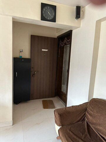 Room in 2 BHK Builder Floor at Preet Vihar – for Rent