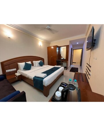 Team Area in  Pg at Sector 47 – for Rent