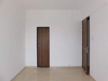 Room in 2.5 BHK Apartment at The Green Jay Krishna, Borivali West – for Rent