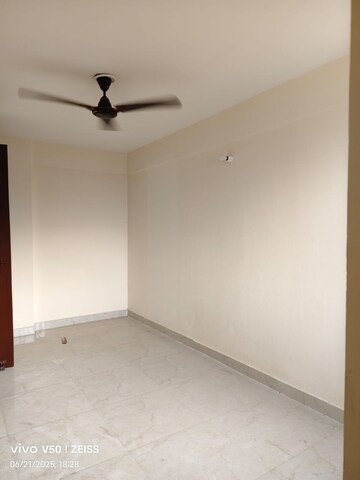 2 BHK Apartment For Rent in Wave Dream Homes, Wave City