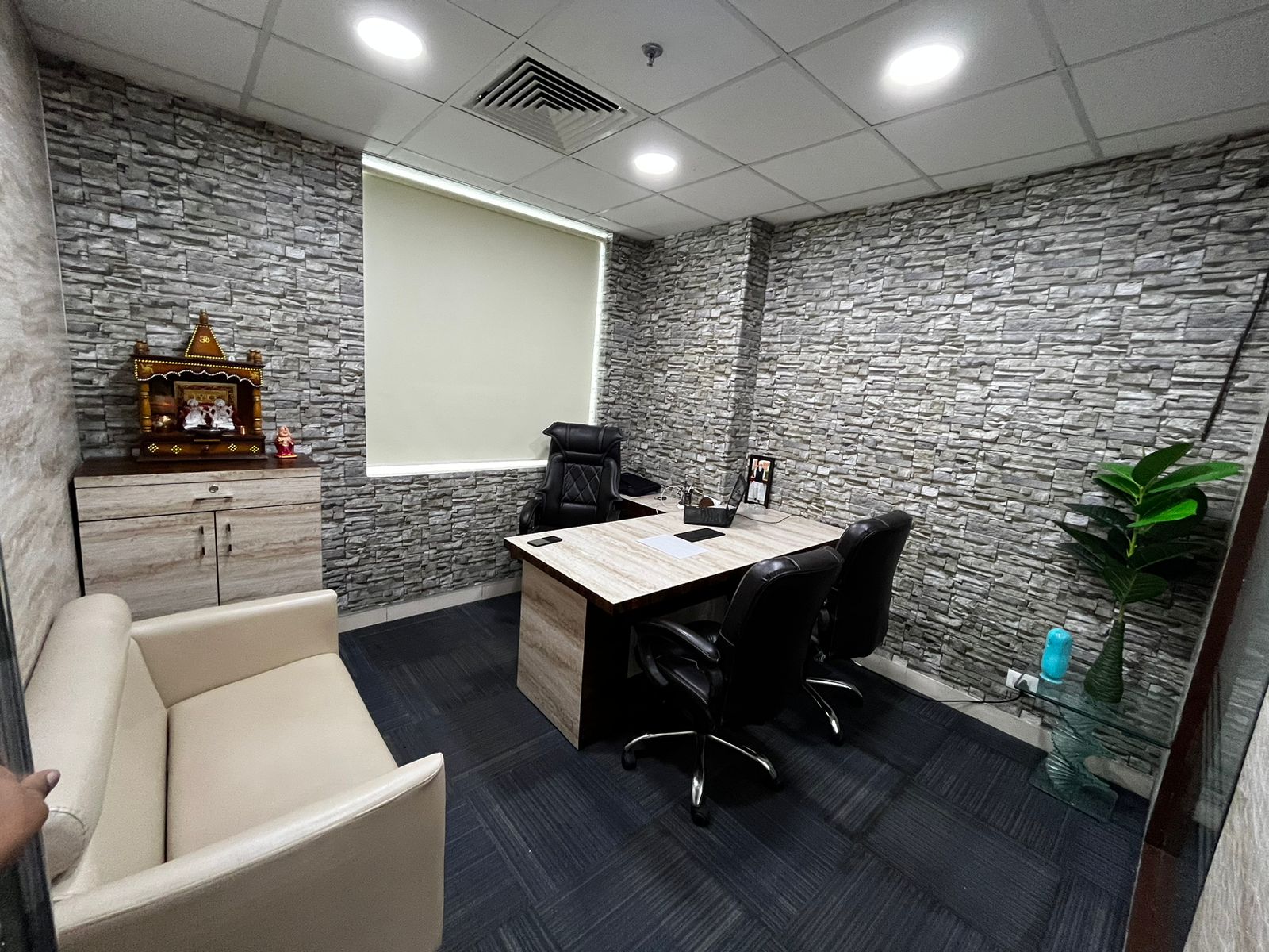 Office Space For Rent in Emaar Emerald Plaza