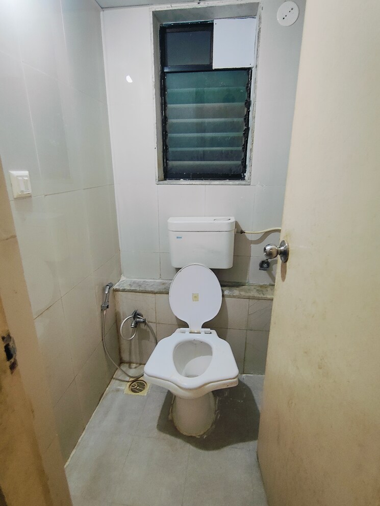 Bathroom, lodha-crown-jasmine-d-e-and-f 1 Bedroom 380 Sq.Ft. Apartment In Dombivli East Thane 8956883