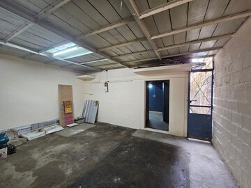 Room in  Warehouse at Padmanabha Nagar – for Rent