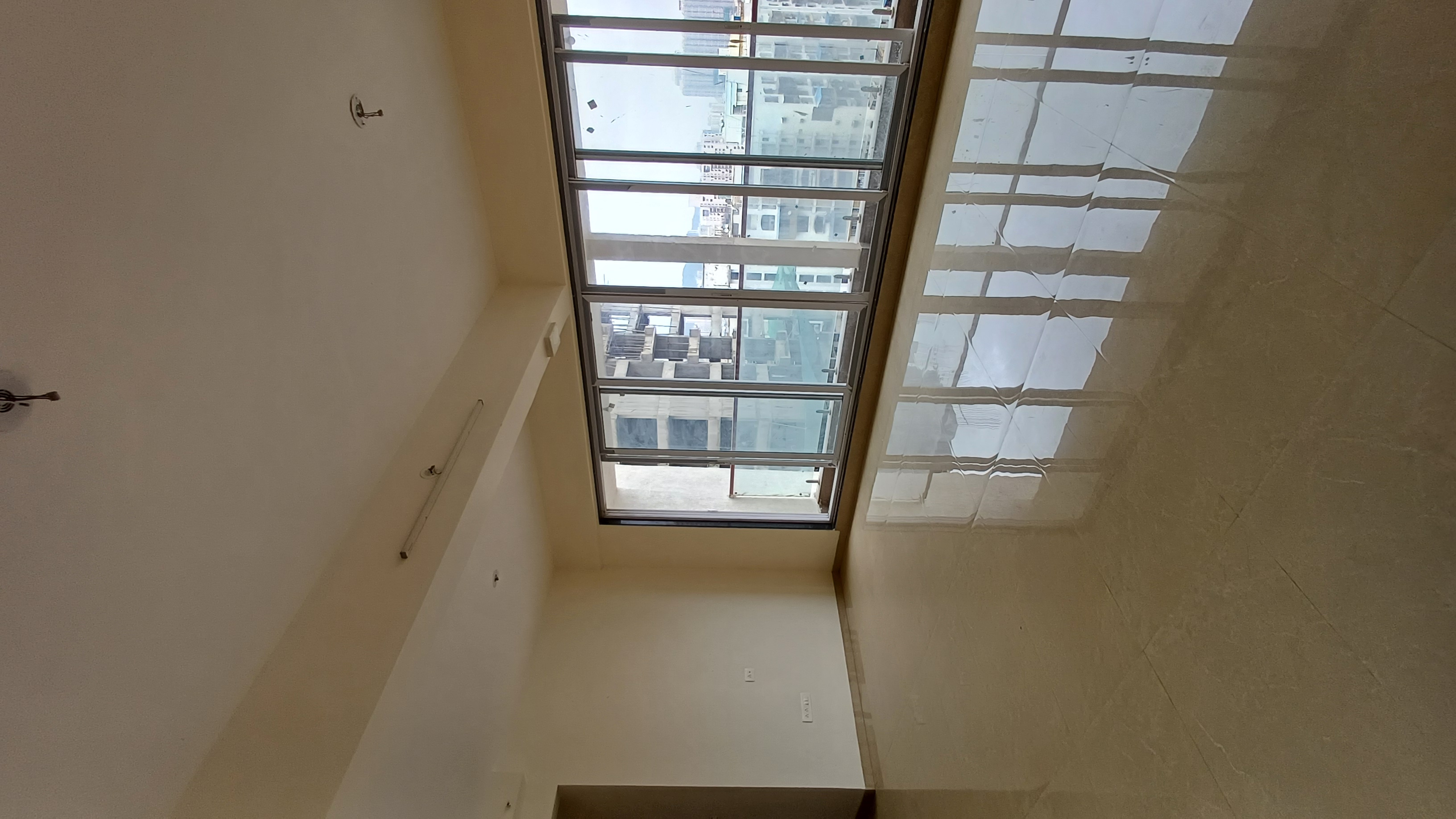 3 BHK + Extra Room Apartment For Rent in One Indiabulls Thane