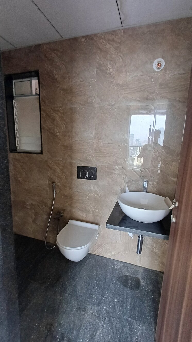 Attached Bathroom, larkins-315-rio 2 Bedroom 630 Sq.Ft. Apartment In Panch Pakhadi Thane 8956920