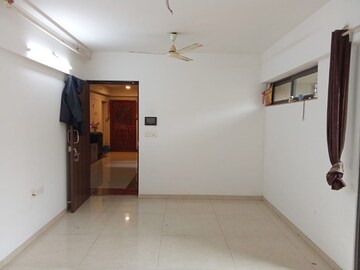 2 BHK Apartment For Rent in Lodha Palava City, Dombivli East