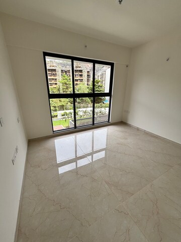 Room in 2 BHK Apartment at Godrej Urban Park, Chandivali – for Rent