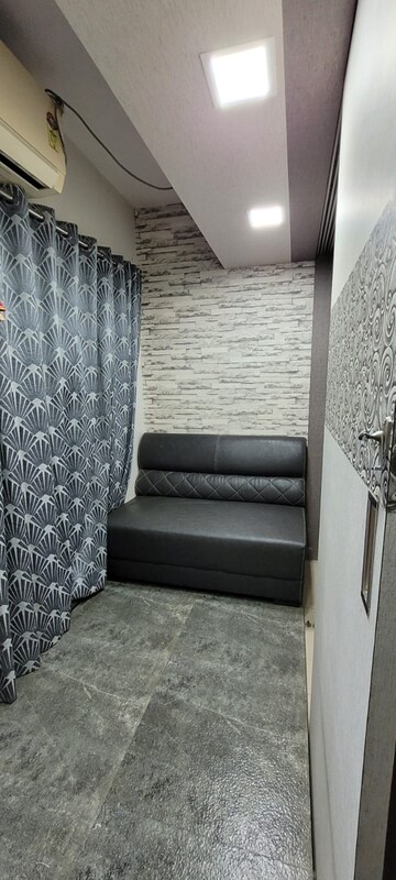 Bathroom in 2 BHK Apartment at Ashish Swapnalok Towers, Goregaon East – for Rent