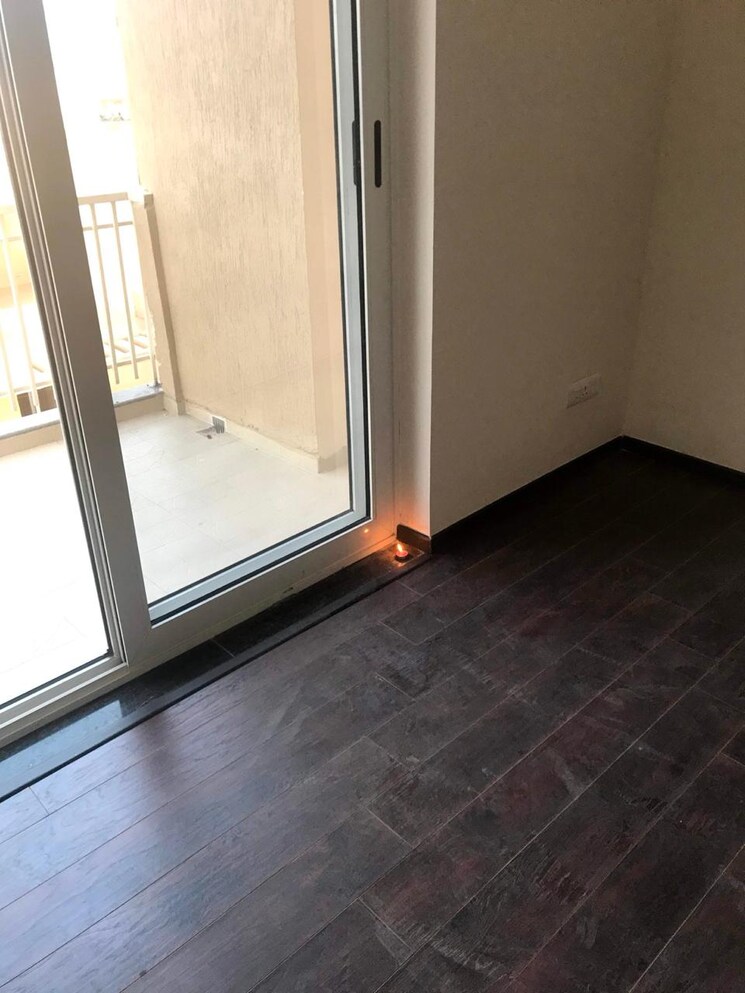 Room, sushma-crescent 3.5 Bedroom 1950 Sq.Ft. Apartment In Dhakoli Zirakpur 8956959