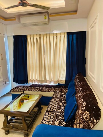 Living Room in 2 BHK Apartment at Kalpataru Paramount, Kapur Bawdi – for Rent