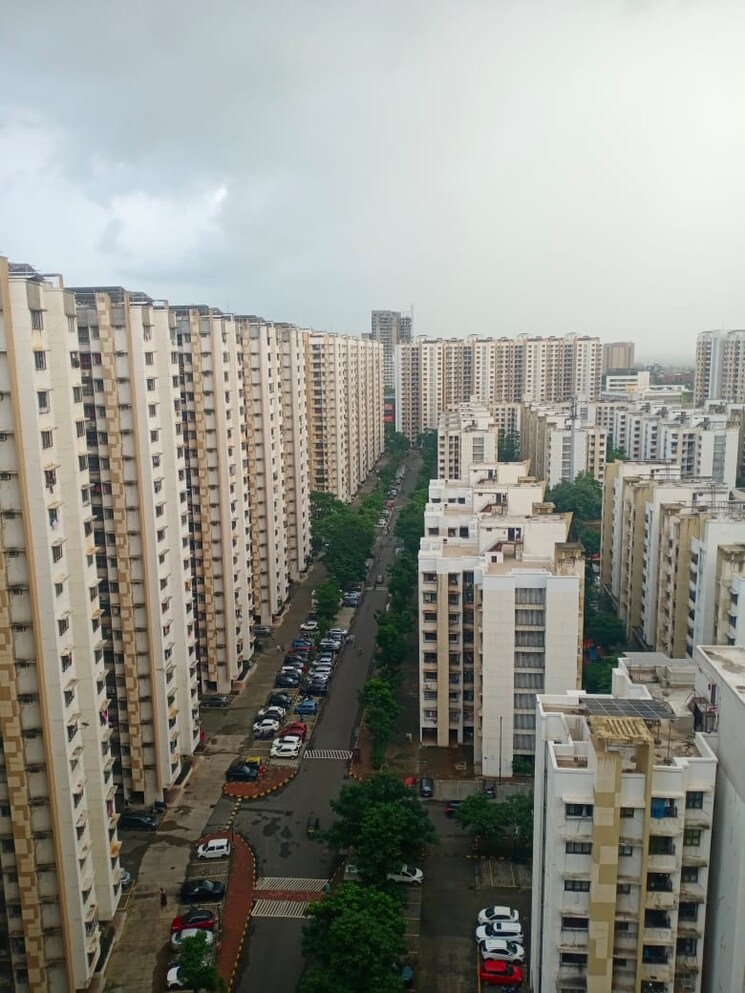 Exterior View, lodha-palava-city 1.5 Bedroom 680 Sq.Ft. Apartment In Dombivli East Thane 8956992