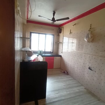 Kitchen in 1.5 BHK Apartment at Starwing Apurva Residencies, Andheri East – for Rent