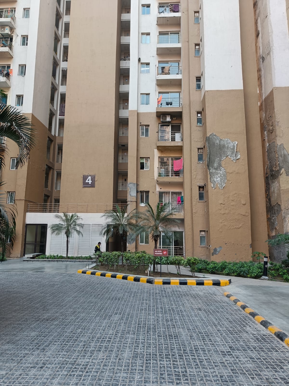 2 BHK + Study Room Apartment For Sale in Paras Tierea