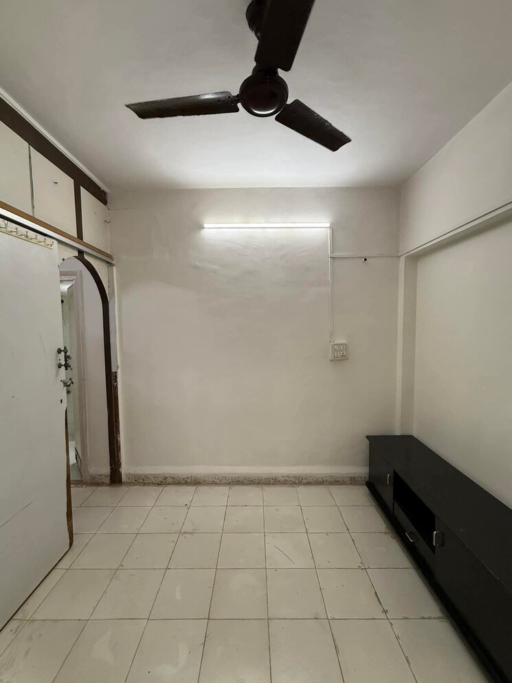 Master Bedroom, lokhandwala complex 1 Bedroom 400 Sq.Ft. Apartment In Lokhandwala Complex Mumbai 8957029