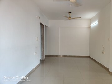 Room in 2 BHK Apartment at Nahar Amrit Shakti, Chandivali – for Rent