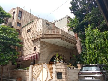 6+ BHK Villa For Rent in Maharani Bagh