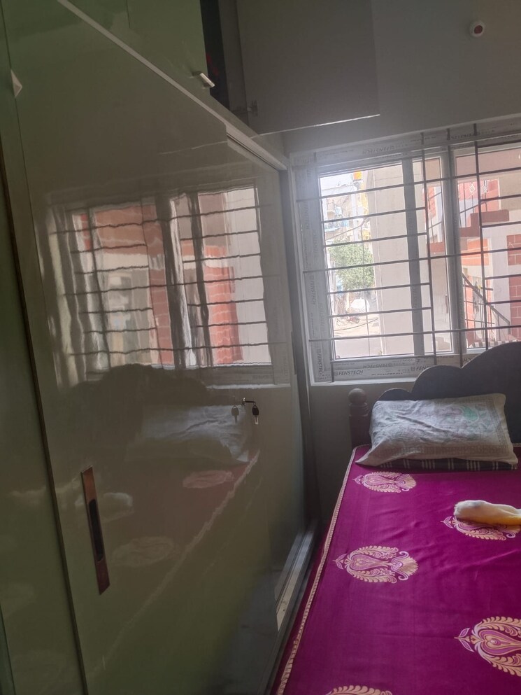  Parking, rt nagar 6 Bedroom 1200 Sq.Ft. Independent House In Rt Nagar Bangalore 8957066