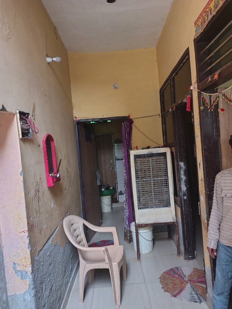 Exterior View, jiwan colony 2 Bedroom 50 Sq.Yd. Independent House In Jiwan Colony Faridabad 8957082