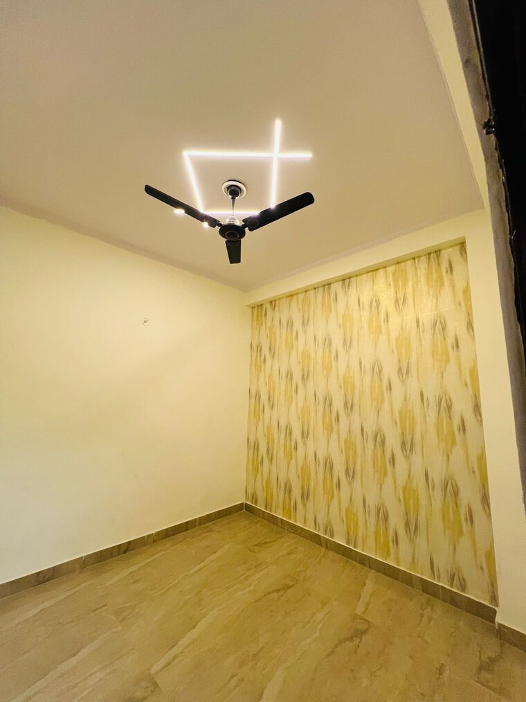 Room, aya nagar 2 Bedroom 710 Sq.Ft. Builder Floor In Aya Nagar Delhi 8957091