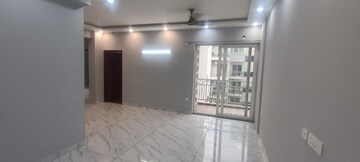 Room in 3 BHK Apartment at Urbtech Hilston, Sector 79 – for Rent