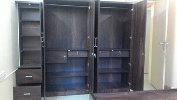 Furnished Amenities in 2 BHK Apartment at Chandivali – for Rent