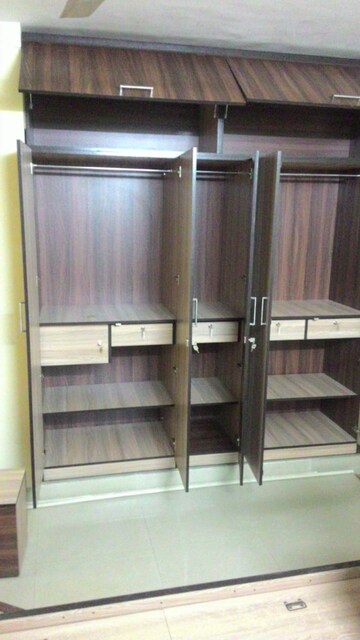 Furnished Amenities in 2 BHK Apartment at Chandivali – for Rent