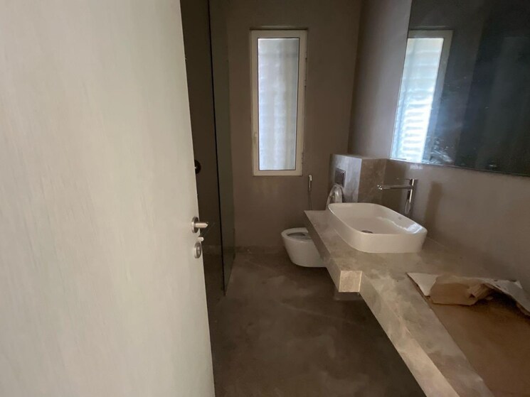 Bathroom, indiabulls-sky-forest 3 Bedroom 1908 Sq.Ft. Apartment In Lower Parel Mumbai 8957134