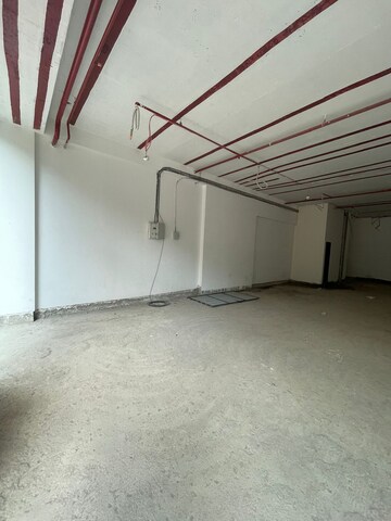  Showroom For Rent in Chandak Unicorn, Andheri West