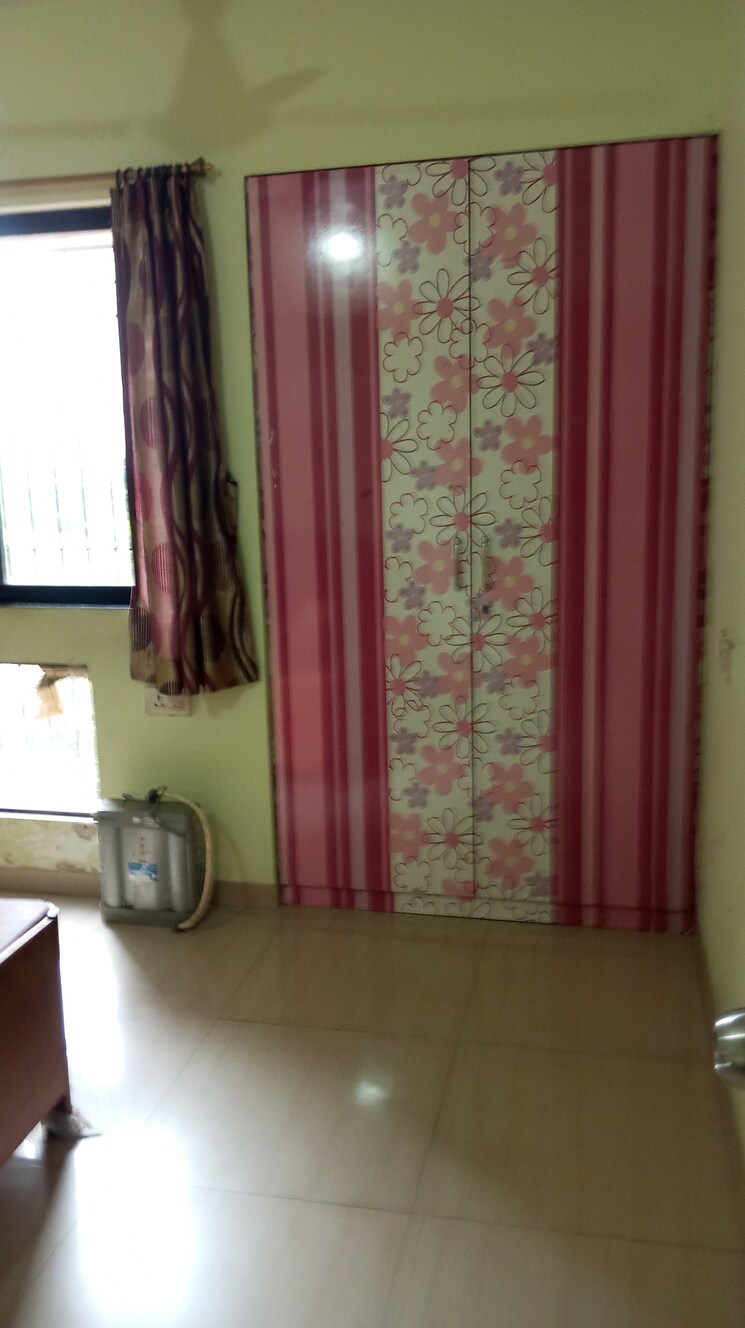 Living Room, unnathi-woods-phase-1-and-2 2 Bedroom 1005 Sq.Ft. Apartment In Ghodbunder Road Thane 8957186