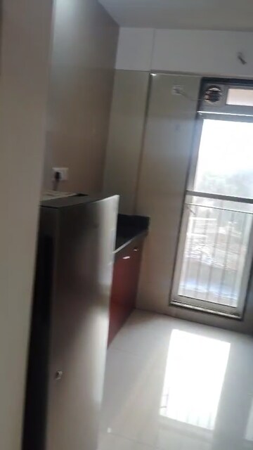Room in 2 BHK Apartment at Avant Heritage, Jogeshwari East – for Rent