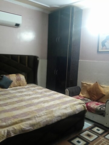 Bedroom in 2 BHK Builder Floor at Krishna Nagar – for Rent
