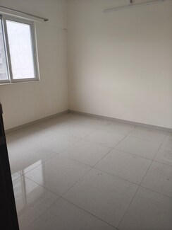 1 BHK + Study Room Apartment For Sale in Omkar Signet