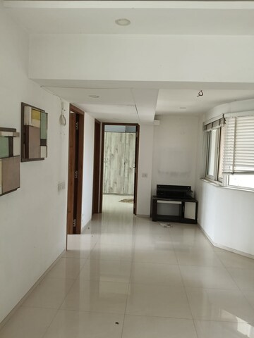 Living Room in 2 BHK Apartment at Cosmos The Magestic, Prabhadevi – for Rent