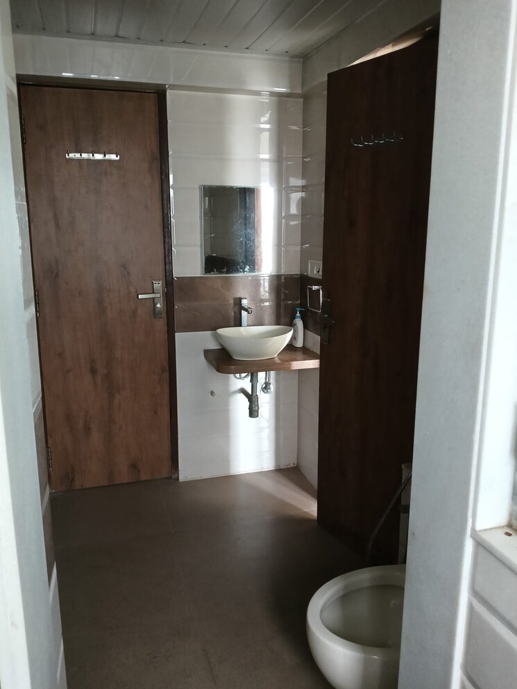 Bathroom, cosmos-the-magestic 2 Bedroom 1345 Sq.Ft. Apartment In Prabhadevi Mumbai 8957277